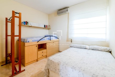 Huvila myytävänä Sitges, Barcelona, Espanja, 5 makuuhuonetta, 177 m2 No. 161356 - kuva 22