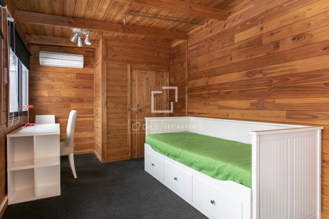 Lägenhet till salu i Barcelona, Spanien 3 sovrum, 83 kvm. Nr. 161354 - foto 24