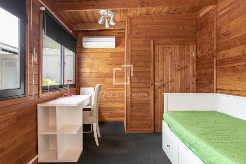 Lägenhet till salu i Barcelona, Spanien 3 sovrum, 83 kvm. Nr. 161354 - foto 25