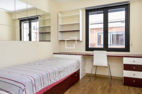 Lägenhet till salu i Barcelona, Spanien 3 sovrum, 83 kvm. Nr. 161354 - foto 17