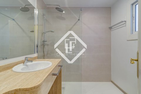 Penthouse à vendre à Barcelona, Espagne, 4 chambres, 117 m2 No. 161351 - photo 24