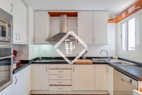 Penthouse à vendre à Barcelona, Espagne, 4 chambres, 117 m2 No. 161351 - photo 17