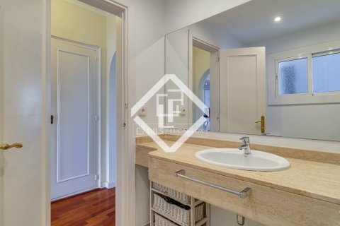 Penthouse à vendre à Barcelona, Espagne, 4 chambres, 117 m2 No. 161351 - photo 25