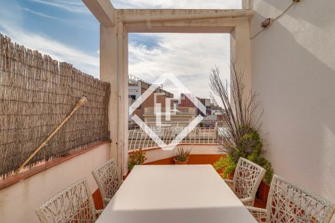 Penthouse à vendre à Barcelona, Espagne, 4 chambres, 117 m2 No. 161351 - photo 9