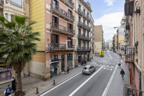 Lägenhet till salu i Barcelona, Spanien 5 sovrum, 124 kvm. Nr. 161352 - foto 26