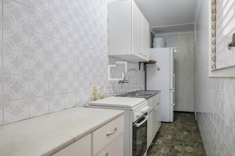 Lägenhet till salu i Barcelona, Spanien 5 sovrum, 124 kvm. Nr. 161352 - foto 14