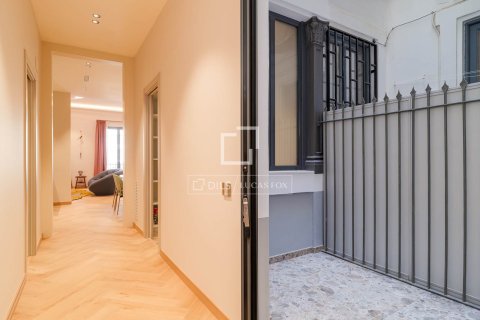 Huoneisto myytävänä Barcelona, Espanja, 3 makuuhuonetta, 149 m2 No. 161355 - kuva 20