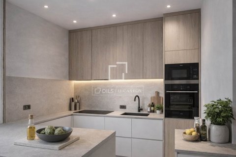 Lägenhet till salu i Barcelona, Spanien 3 sovrum, 149 kvm. Nr. 161355 - foto 5