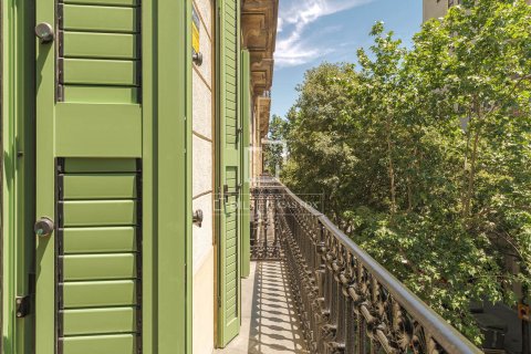 Huoneisto myytävänä Barcelona, Espanja, 3 makuuhuonetta, 149 m2 No. 161355 - kuva 24
