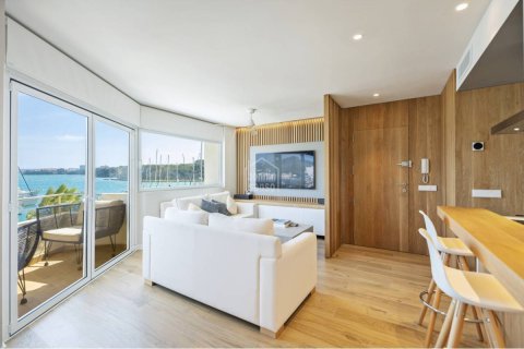 Продажа квартиры в Маон, Менорка, Испания 2 спальни, 73м2 №164439 - фото 5