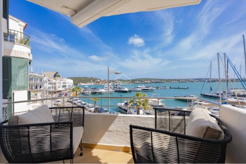 Продажа квартиры в Маон, Менорка, Испания 2 спальни, 73м2 №164439 - фото 2