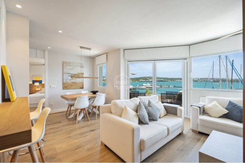 Продажа квартиры в Маон, Менорка, Испания 2 спальни, 73м2 №164439 - фото 3