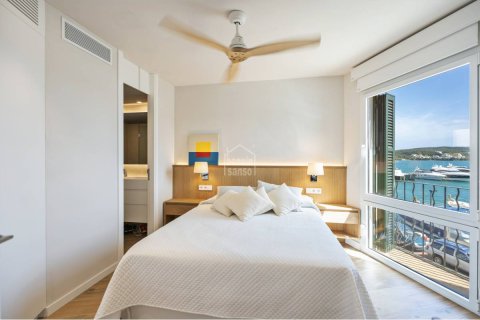 Продажа квартиры в Маон, Менорка, Испания 2 спальни, 73м2 №164439 - фото 10