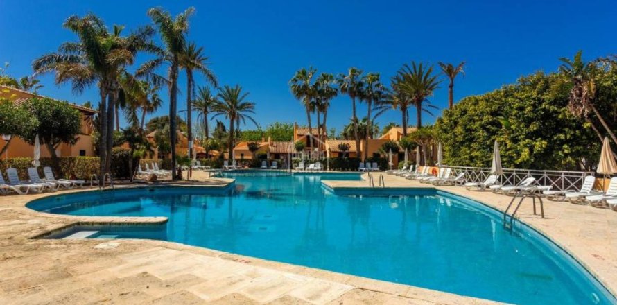 Квартира в Сьютаделья-де-Менорка, Менорка, Испания 1 спальня, 59м2 №164440