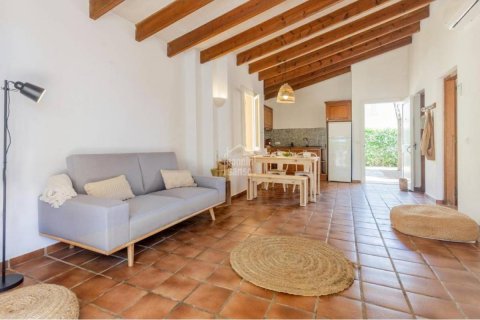 Продажа квартиры в Сьютаделья-де-Менорка, Менорка, Испания 1 спальня, 59м2 №164440 - фото 2