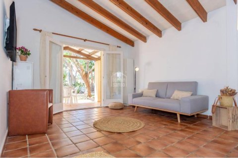 Продажа квартиры в Сьютаделья-де-Менорка, Менорка, Испания 1 спальня, 59м2 №164440 - фото 6