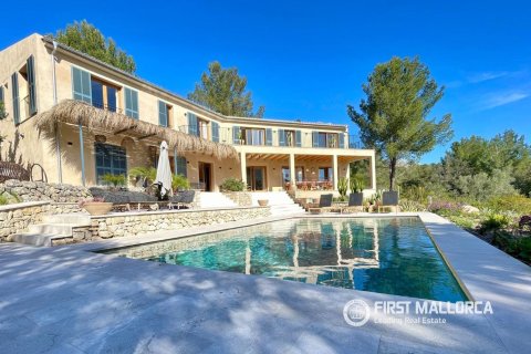 Villa for rent in Pollenca, Mallorca, Spain 3 bedrooms, 377 sq.m. No. 164441 - photo 2