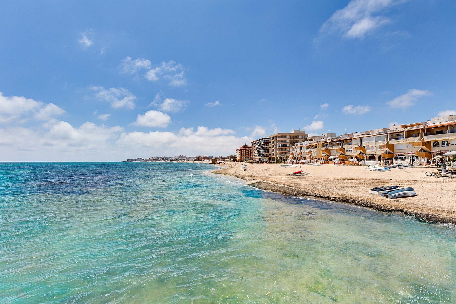 Apartment in Torrevieja, Alicante, Spain 2 bedrooms, 66 sq.m. No. 76909