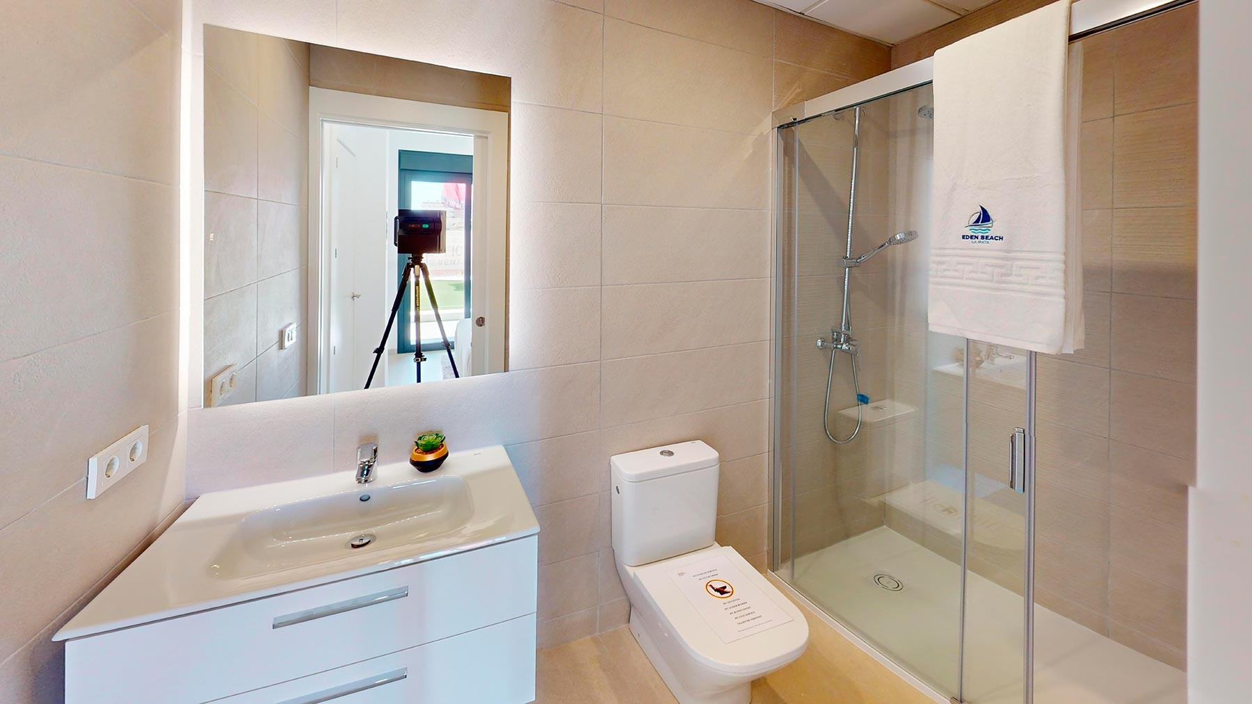 Apartment in Torrevieja, Alicante, Spain 2 bedrooms, 66 sq.m. No. 76909
