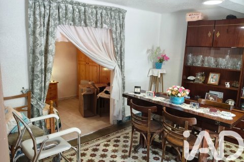 Villa in Vitigudino, Salamanca, Spain 3 bedrooms, 177 sq.m. No. 185192