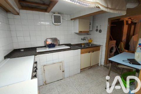 Villa for sale in Vitigudino, Salamanca, Spain 3 bedrooms, 177 sq.m. No. 185192 - photo 6