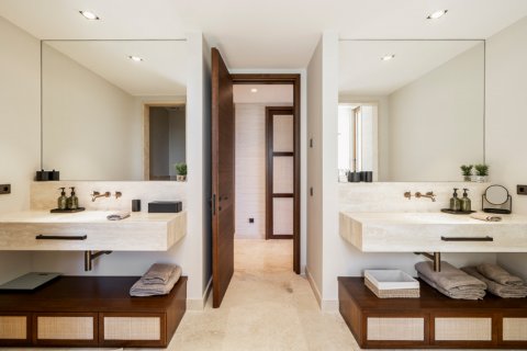 Продажа квартиры Касарес, Ла-Корунья, Испания 3 спальни, 231м2 №108310 - фото 15