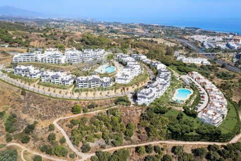 Apartament w Estepona, Malaga, Hiszpania 3 sypialnie, 180 mkw. nr 159285 – zdjęcie 12