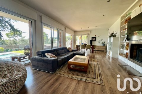 Lägenhet till salu i Sant Andreu de Llavaneres, Barcelona, Spanien 5 sovrum, 583 kvm. Nr. 153540 - foto 8