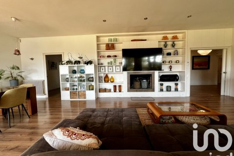 Lägenhet till salu i Sant Andreu de Llavaneres, Barcelona, Spanien 5 sovrum, 583 kvm. Nr. 153540 - foto 9