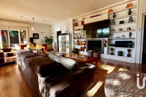 Lägenhet till salu i Sant Andreu de Llavaneres, Barcelona, Spanien 5 sovrum, 583 kvm. Nr. 153540 - foto 10