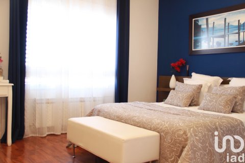 Apartament w Mataro, Barcelona, Hiszpania 4 sypialnie, 210 mkw. nr 153545 – zdjęcie 10