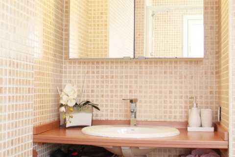 Apartament w Mataro, Barcelona, Hiszpania 4 sypialnie, 210 mkw. nr 153545 – zdjęcie 17