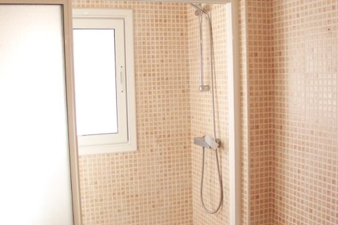 Apartament w Mataro, Barcelona, Hiszpania 4 sypialnie, 210 mkw. nr 153545 – zdjęcie 23