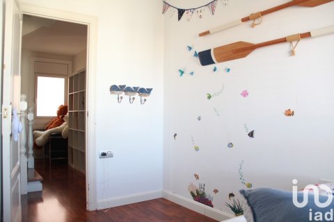 Apartament w Mataro, Barcelona, Hiszpania 4 sypialnie, 210 mkw. nr 153545 – zdjęcie 13