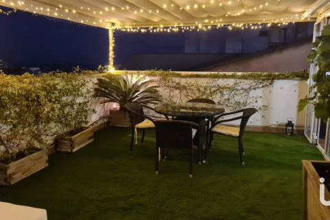 Apartament w Mataro, Barcelona, Hiszpania 4 sypialnie, 210 mkw. nr 153545 – zdjęcie 2