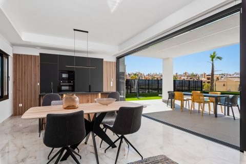 Villa for sale in Alicante, Spain 3 bedrooms, 168 sq.m. No. 151276 - photo 4