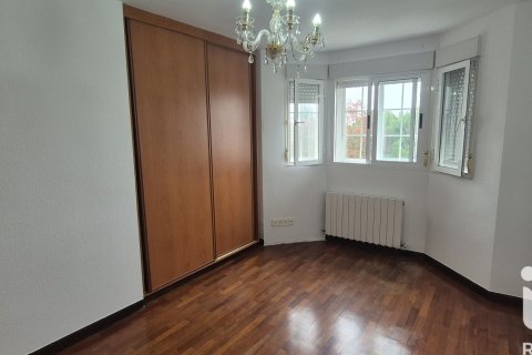 Casa adosada en venta en Cabrerizos, Salamanca, España 5 dormitorios, 330 m2 No. 188458 - foto 26