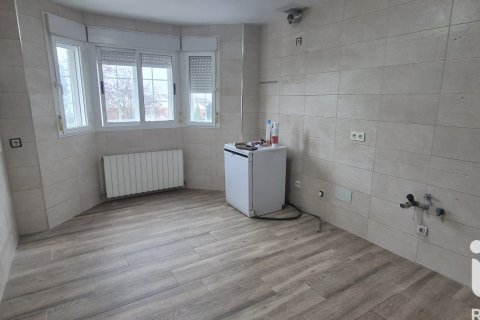 Casa adosada en venta en Cabrerizos, Salamanca, España 5 dormitorios, 330 m2 No. 188458 - foto 11