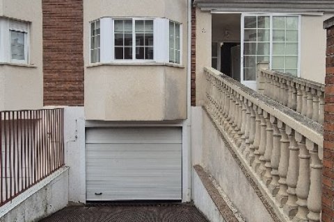 Casa adosada en venta en Cabrerizos, Salamanca, España 5 dormitorios, 330 m2 No. 188458 - foto 28