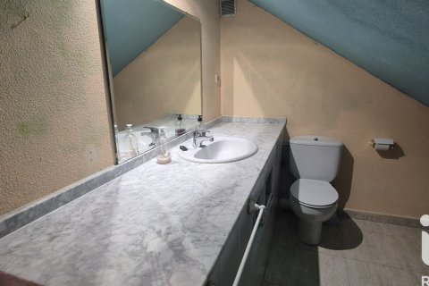 Casa adosada en venta en Cabrerizos, Salamanca, España 5 dormitorios, 330 m2 No. 188458 - foto 23