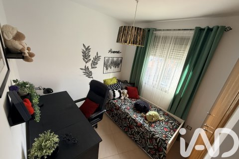 Townhouse for sale in Lepe, Huelva, Spain 4 bedrooms, 215 sq.m. No. 188457 - photo 27
