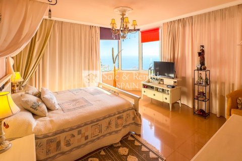 Hus till salu i Lloret de Mar, Girona, Spanien 5 sovrum, 310 kvm. Nr. 166480 - foto 22