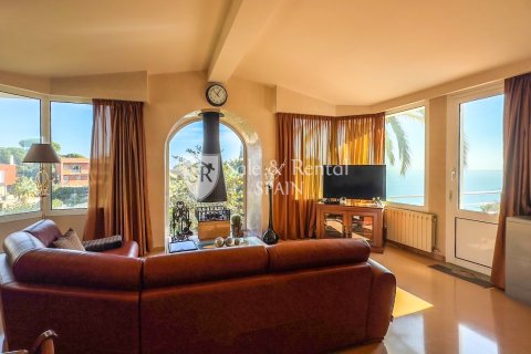 Hus till salu i Lloret de Mar, Girona, Spanien 5 sovrum, 310 kvm. Nr. 166480 - foto 6