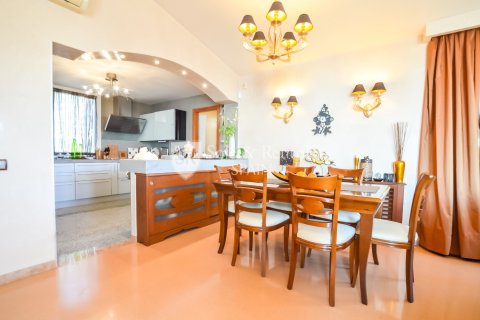 Hus till salu i Lloret de Mar, Girona, Spanien 5 sovrum, 310 kvm. Nr. 166480 - foto 10