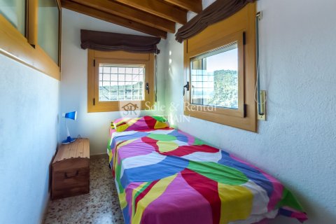 Hus till salu i Santa Susanna, Barcelona, Spanien 4 sovrum, 269 kvm. Nr. 166474 - foto 28