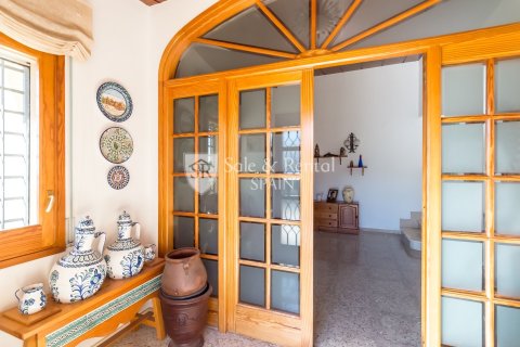 Hus till salu i Santa Susanna, Barcelona, Spanien 4 sovrum, 269 kvm. Nr. 166474 - foto 4