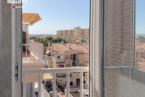 Penthouse for sale in Torrevieja, Alicante, Spain 1 bedroom, 45 sq.m. No. 194794 - photo 19
