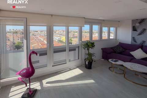 Penthouse in Torrevieja, Alicante, Spain 1 bedroom, 45 sq.m. No. 194794