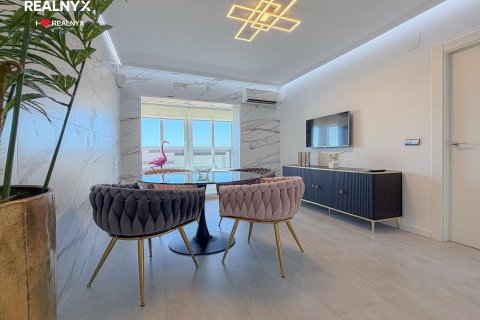Penthouse for sale in Torrevieja, Alicante, Spain 1 bedroom, 45 sq.m. No. 194794 - photo 7