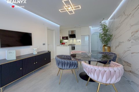Penthouse for sale in Torrevieja, Alicante, Spain 1 bedroom, 45 sq.m. No. 194794 - photo 8